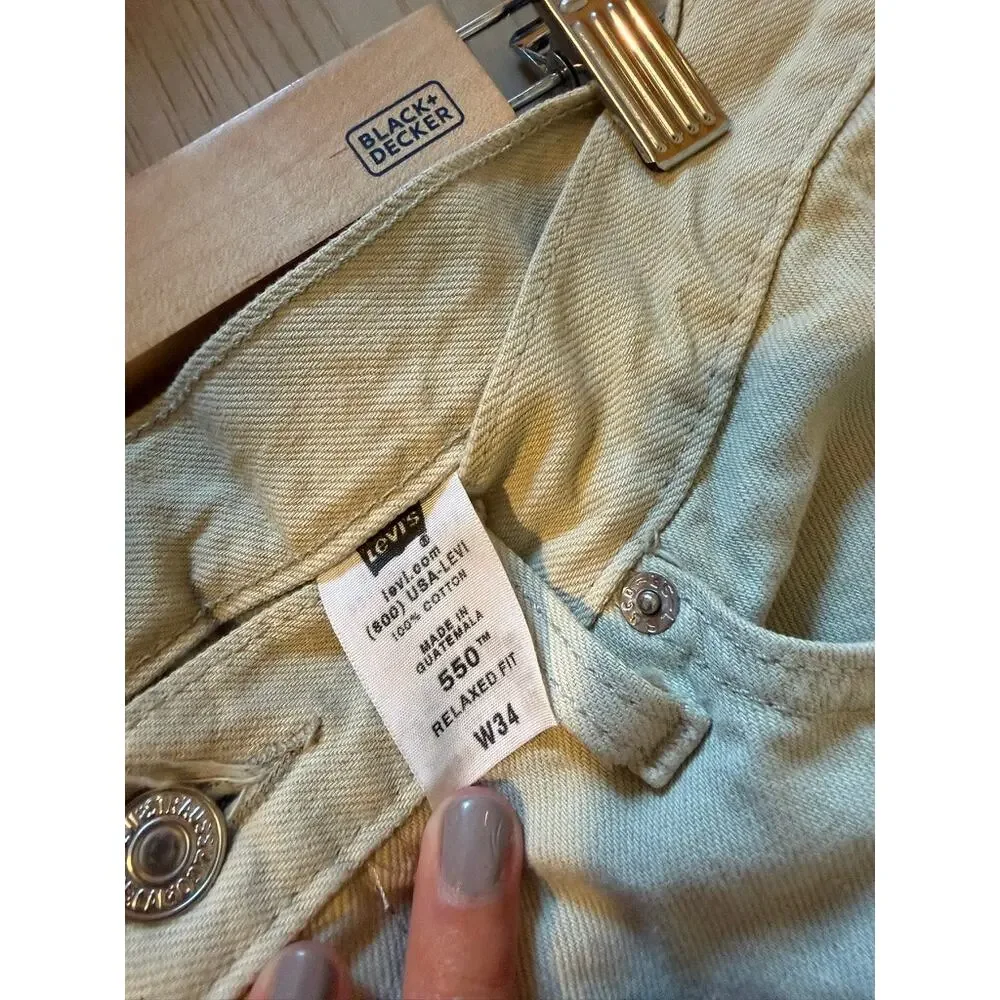 Levis levi 550